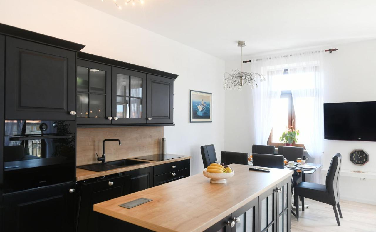 Divia Apartment ริเยกา ภายนอก รูปภาพ