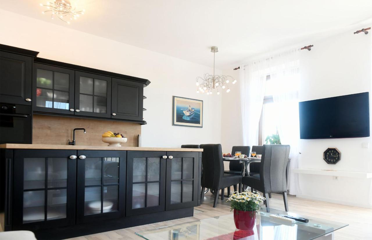 Divia Apartment ริเยกา ภายนอก รูปภาพ